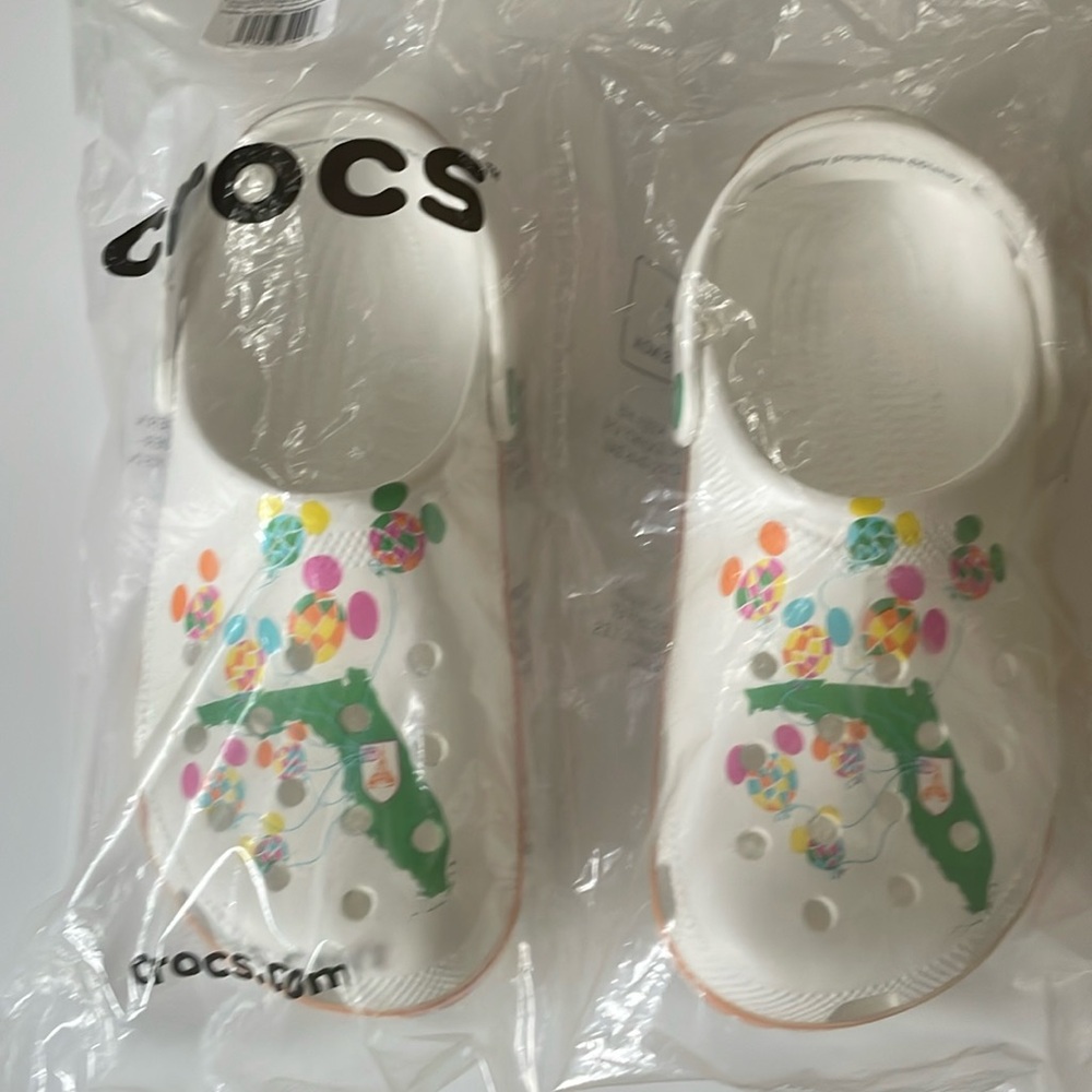 Crocs Disney World Mickey Balloon Florida White Sandals Women’s size 9